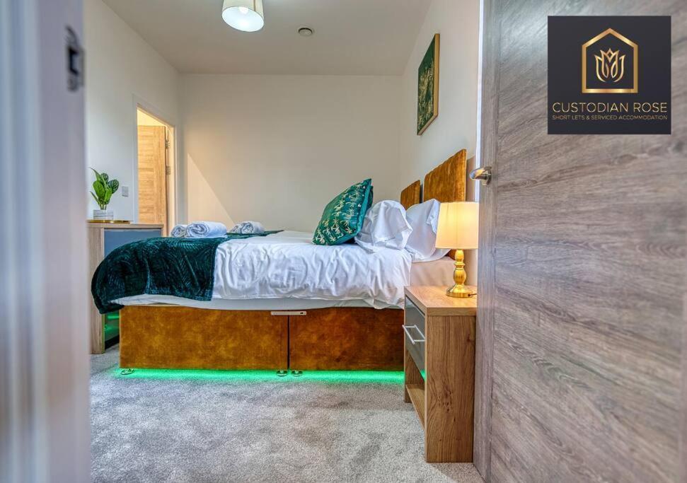 Two Bedroom - Central Peterborough - New Year Discount Eksteriør billede