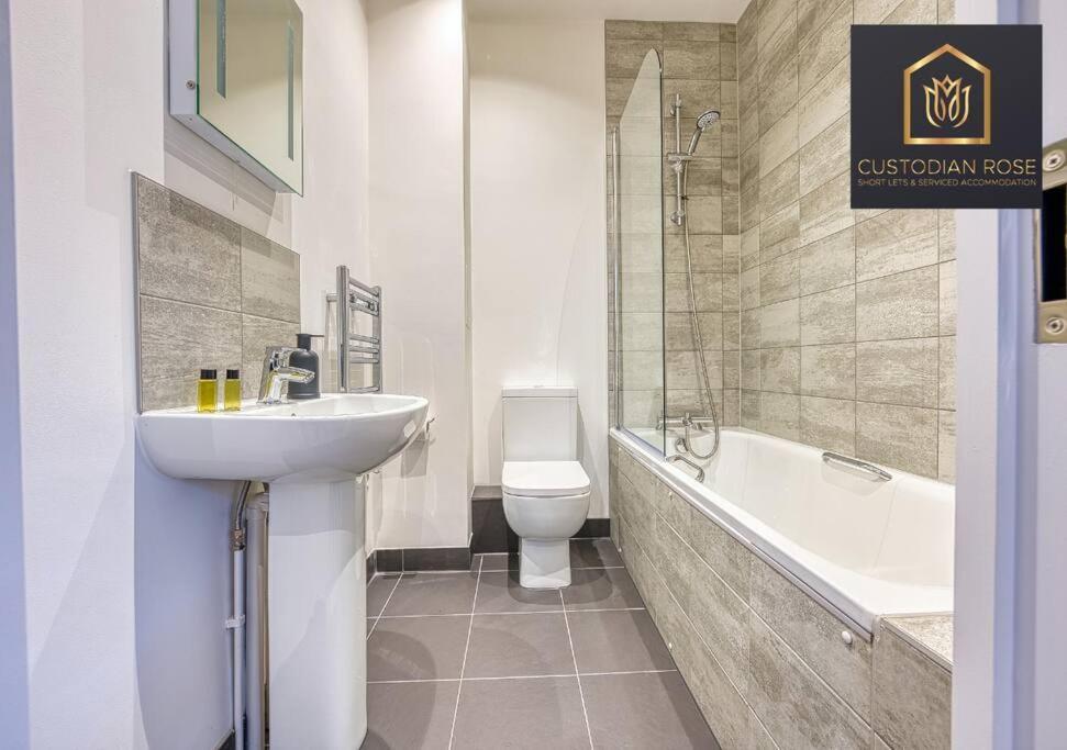 Two Bedroom - Central Peterborough - New Year Discount Eksteriør billede