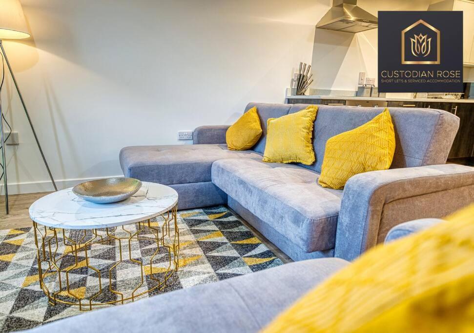 Two Bedroom - Central Peterborough - New Year Discount Eksteriør billede